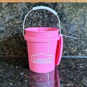 Lowe’s Mini Bucket